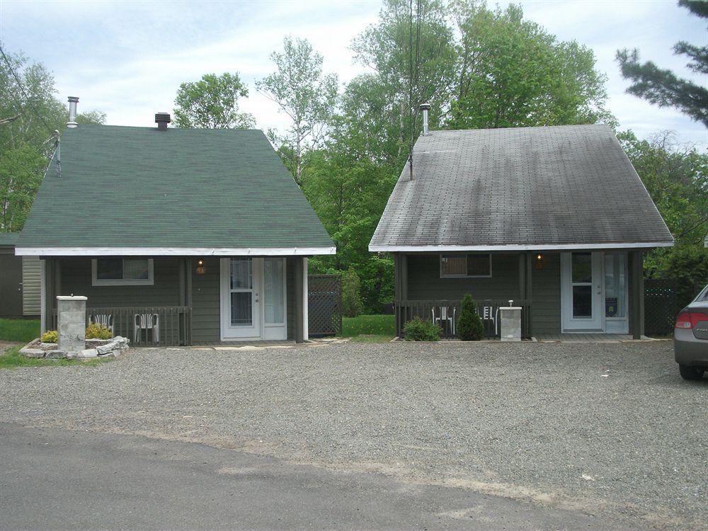Les Chalets Bo-So-Met Villa Beaupré Buitenkant foto
